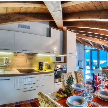 Tadi Laro Luxury Panorama Comer Colico Apartament Carriola