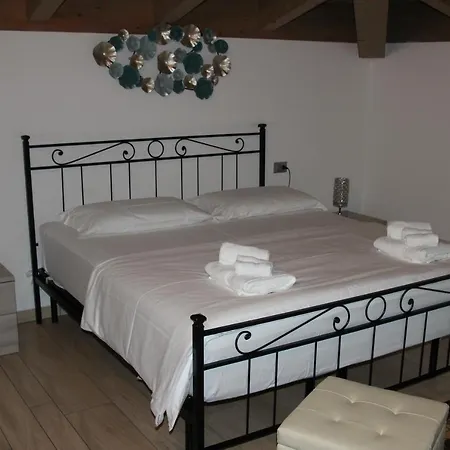 Tadi Laro Luxury Panorama Comer Colico * Carriola