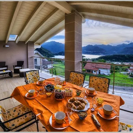 Tadi Laro Luxury Panorama Comer Colico דירה