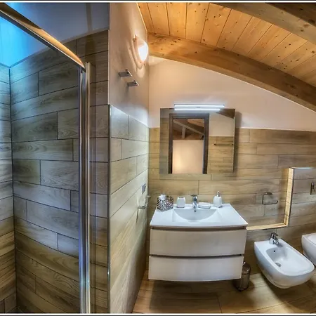 Tadi Laro Luxury Panorama Comer Colico