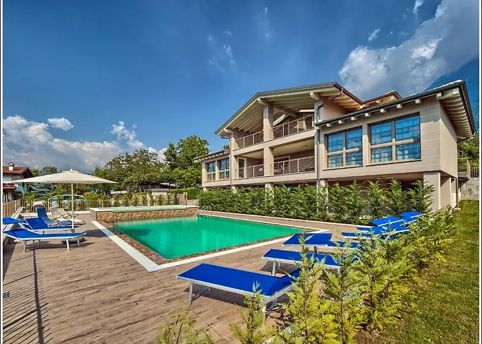 Tadi Laro Luxury Panorama Comer Colico *